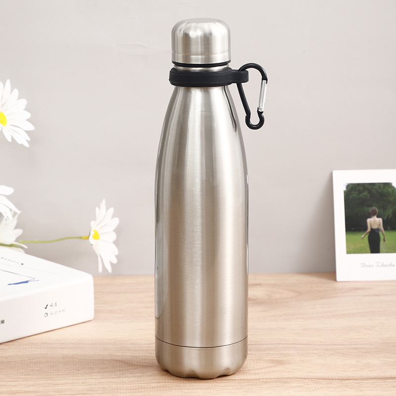 CUPS WATER BOTTLES/Water bottles travelling