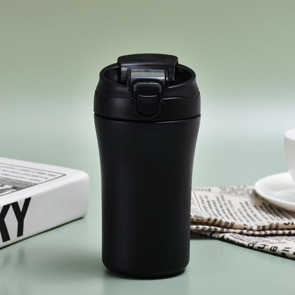 CUPS WATER BOTTLES/Travelling Cups