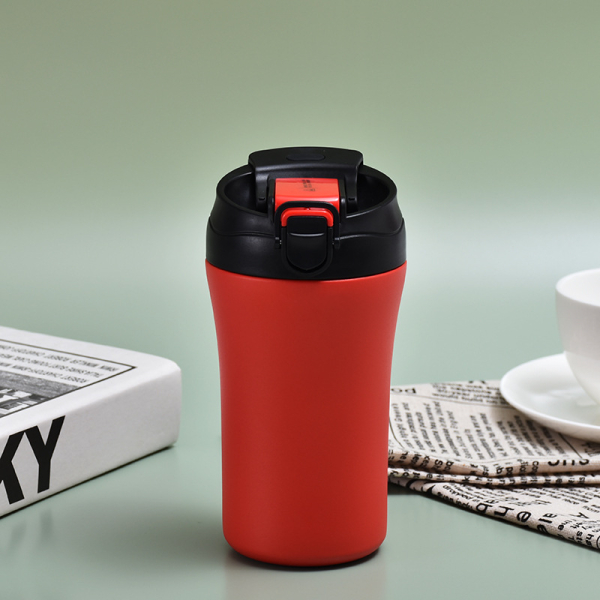 CUPS WATER BOTTLES/Travelling Cups